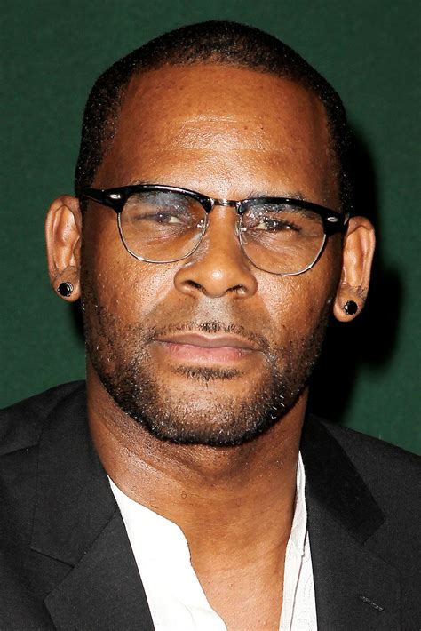 R Kelly Romp Gauze 